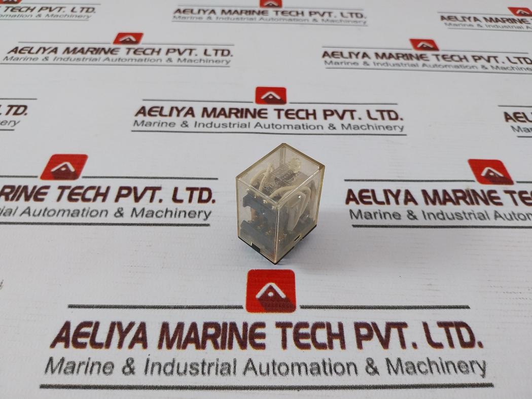 Omron My4 D Miniature Power Relay 5A 240V-ac1 5A 28V-dc1 24Vdc Oc3