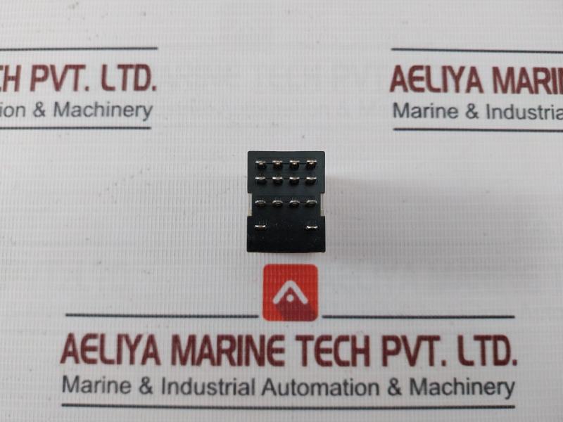 Omron My4 Electromechanical Switching Relay 220/240Vac 09Y1Y1