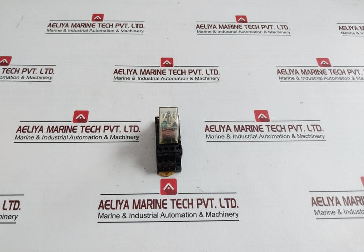 Omron My4I4N Power Relay With Base 24Vdc 5A 240Vac 28Vdc 250Vac
