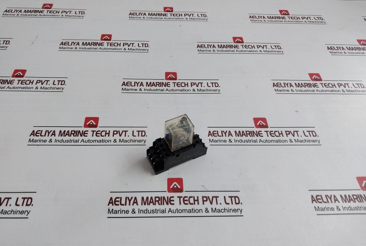 Omron My4I4N Power Relay With Base 24Vdc 5A 240Vac 28Vdc 250Vac