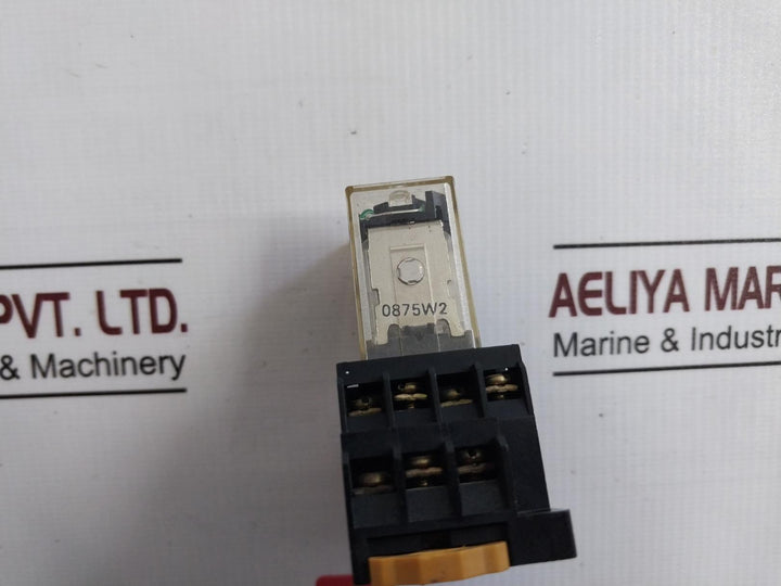 Omron My4I4N Power Relay With Base 24Vdc 5A 240Vac 28Vdc 250Vac