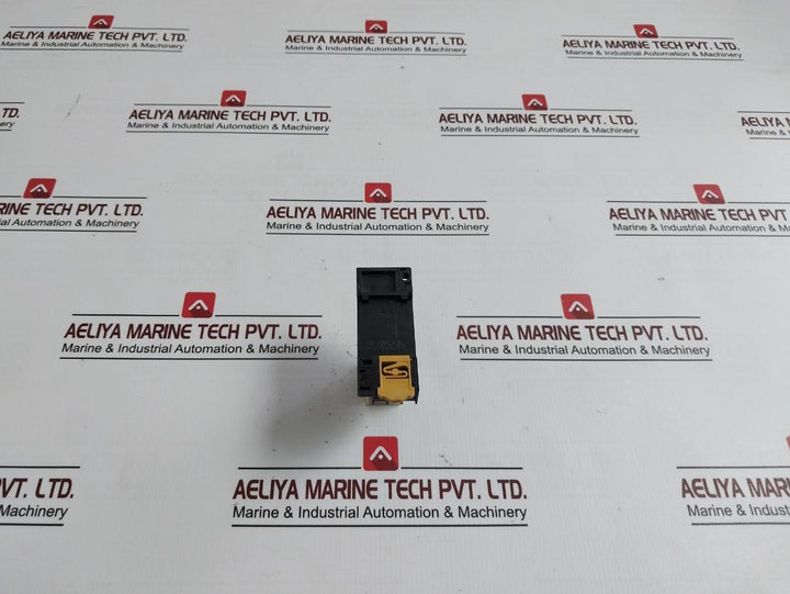 Omron My4I4N Power Relay With Base 24Vdc 5A 240Vac 28Vdc 250Vac