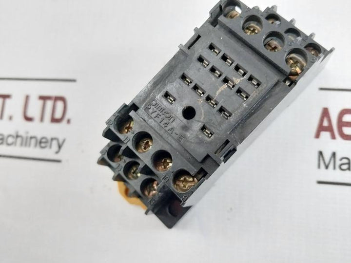 Omron My4I4N Power Relay With Socket Pyf14A-e 5A 250V 24Vdc 5A 28V- Dc1