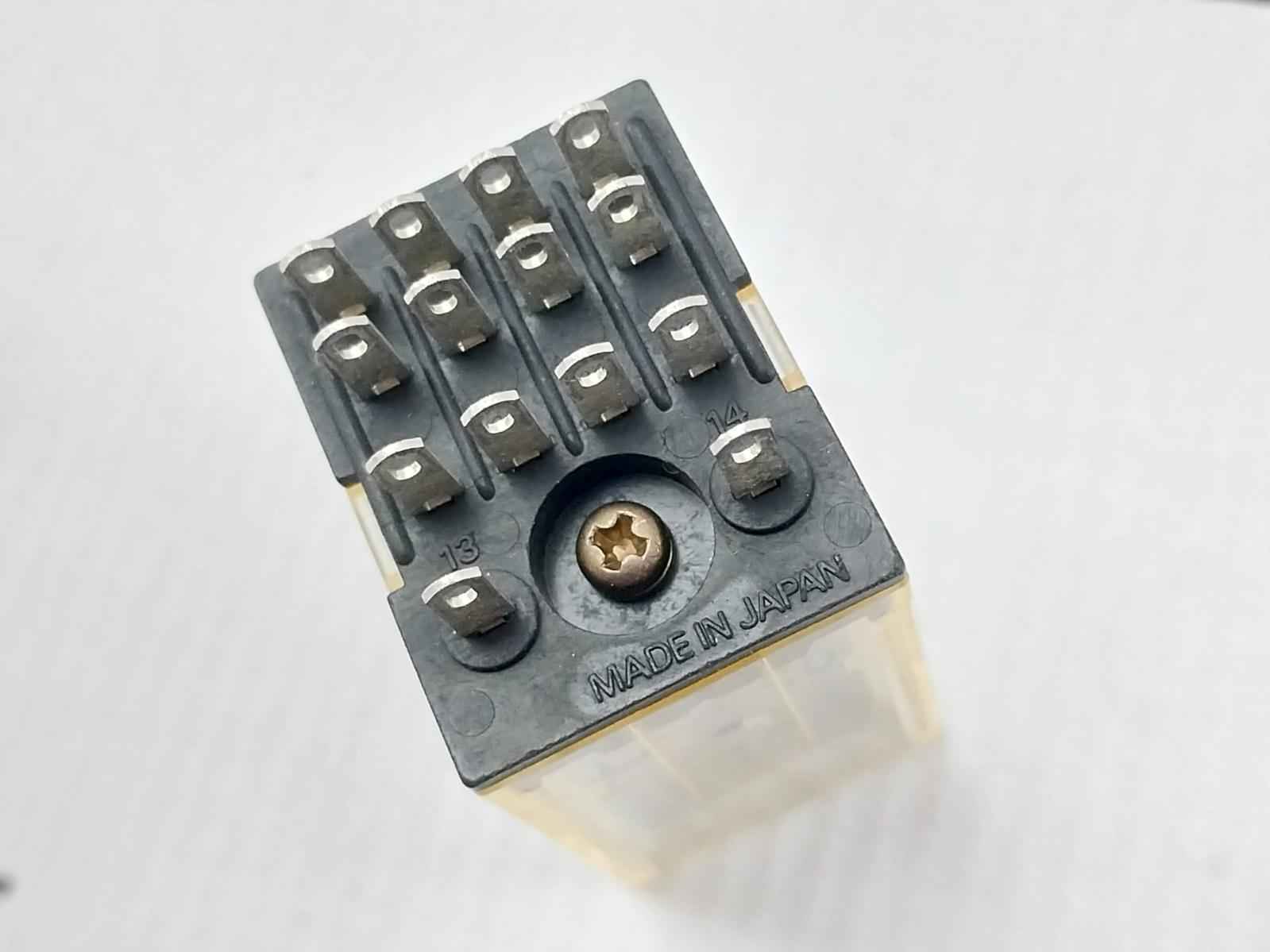 Omron My4 Miniature Power Relay 24Vdc 5A 28Vdc