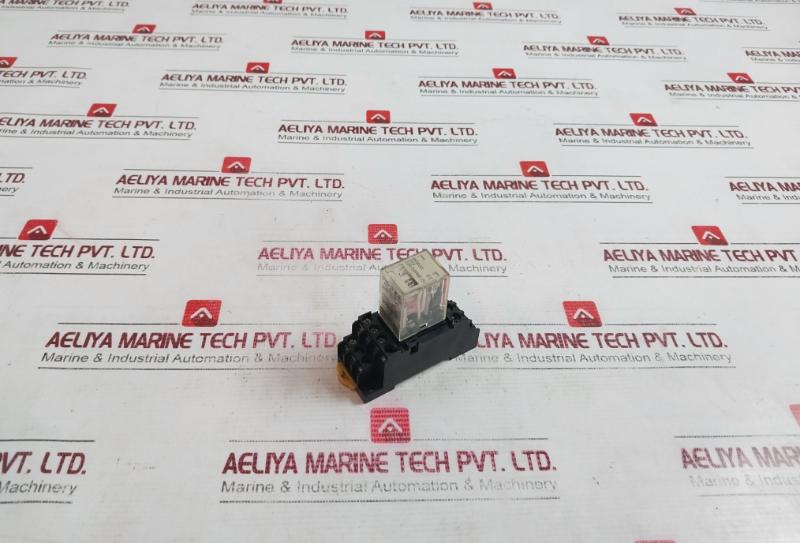 Omron My4 Miniature Power Relay Single Contact Plug-in Terminal 5A 30Vdc