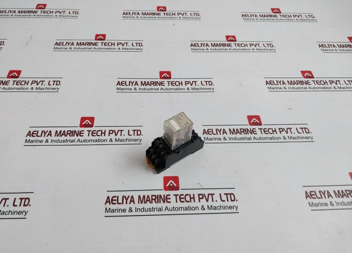 Omron My4 Miniature Power Relay With Base 220/240Vac (S) 5A 250Vac 30Vdc