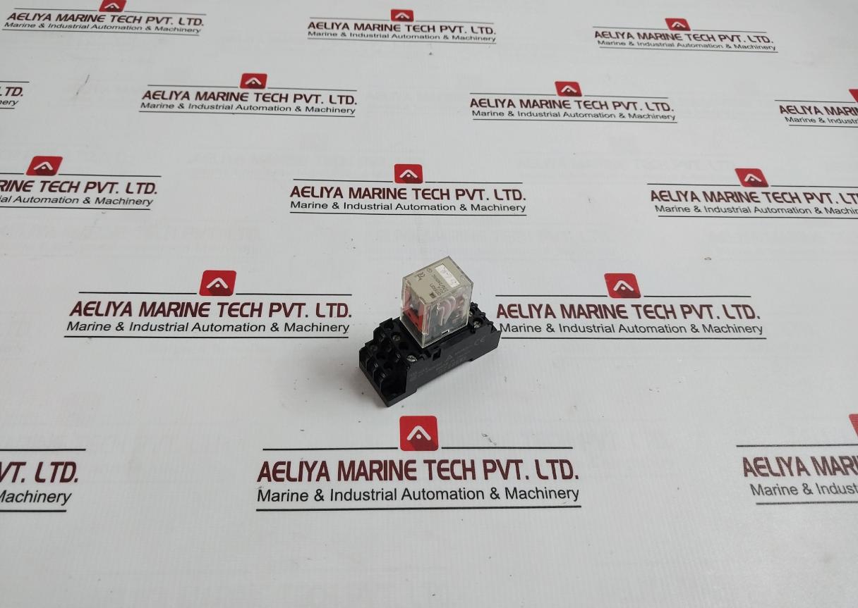 Omron My4 Miniature Power Relay With Base 220/240Vac (S) 5A 250Vac 30Vdc