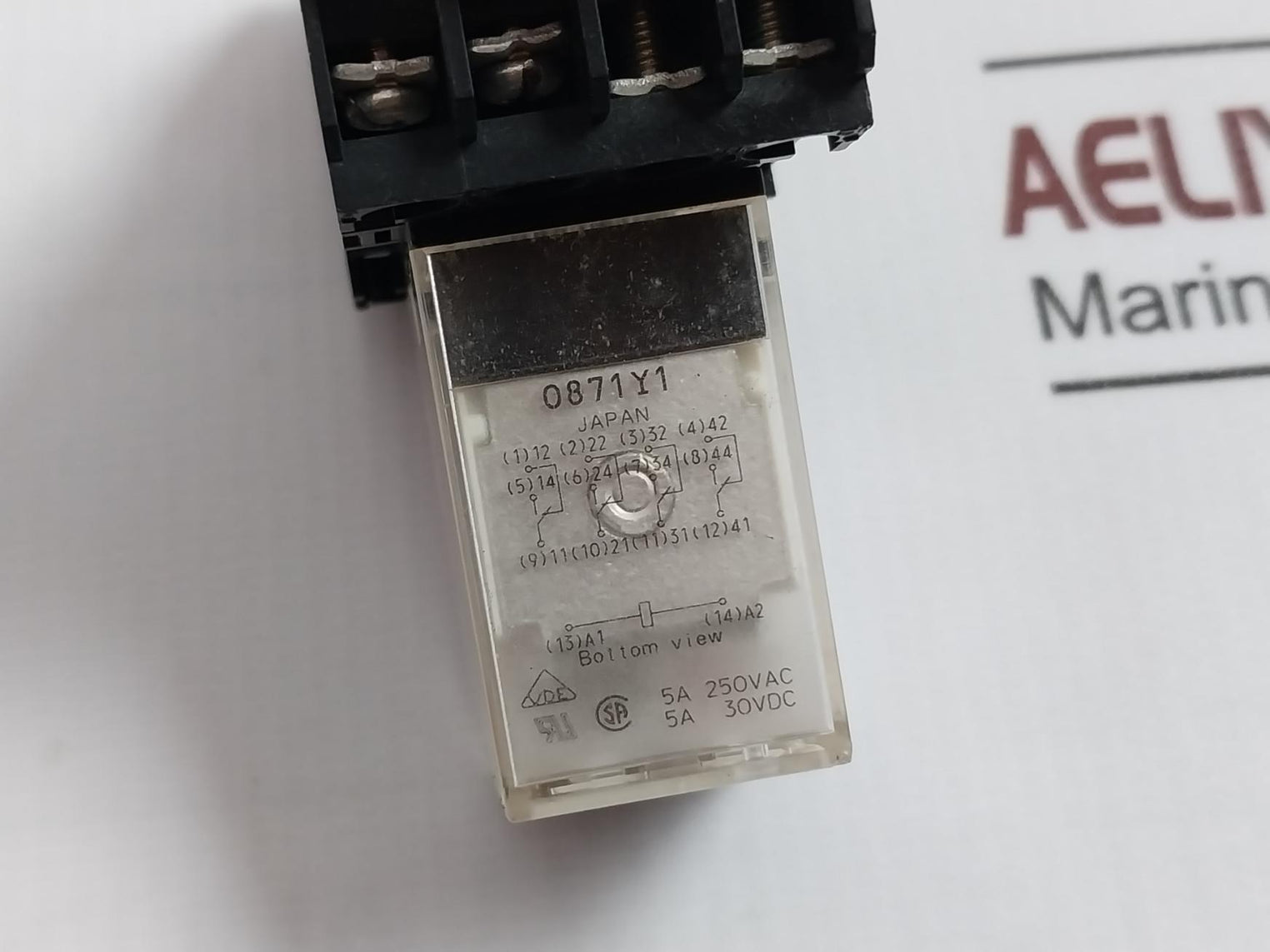 Omron My4 Miniature Power Relay With Base 220/240Vac (S) 5A 250Vac 30Vdc