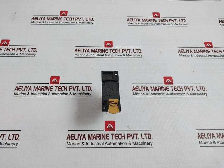 Omron My4 Miniature Power Relay With Base 220/240Vac (S) 5A 250Vac 30Vdc