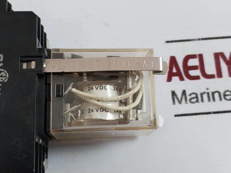 Omron My4 Miniature Power Relay With Socket 0756yt 24vdc