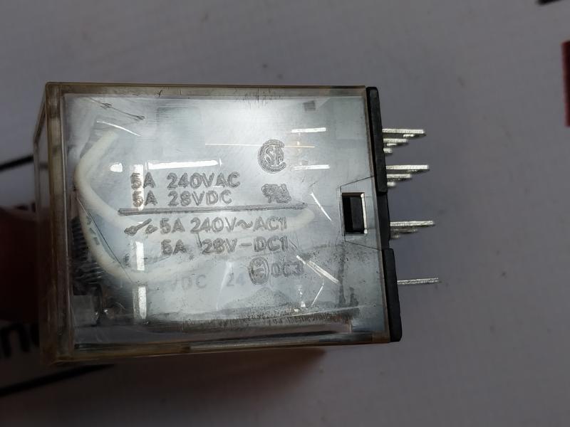 Omron My4 Miniature Power Relay With Socket 0756yt 24vdc