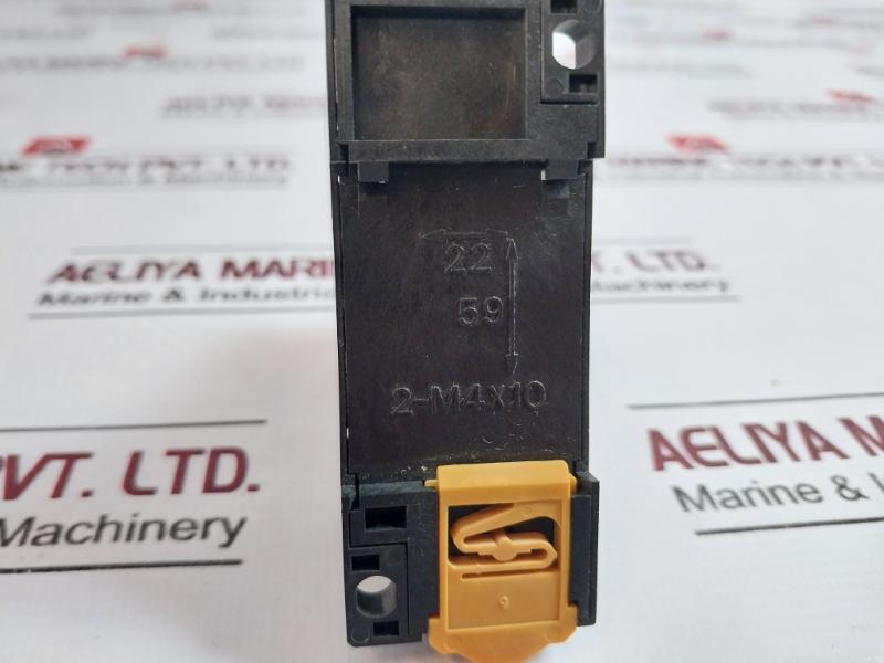 Omron My4 Miniature Power Relay With Socket 0756yt 24vdc