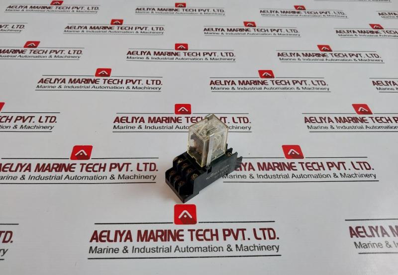 Omron My4 Miniature Power Relay With Socket 0756yt 24vdc