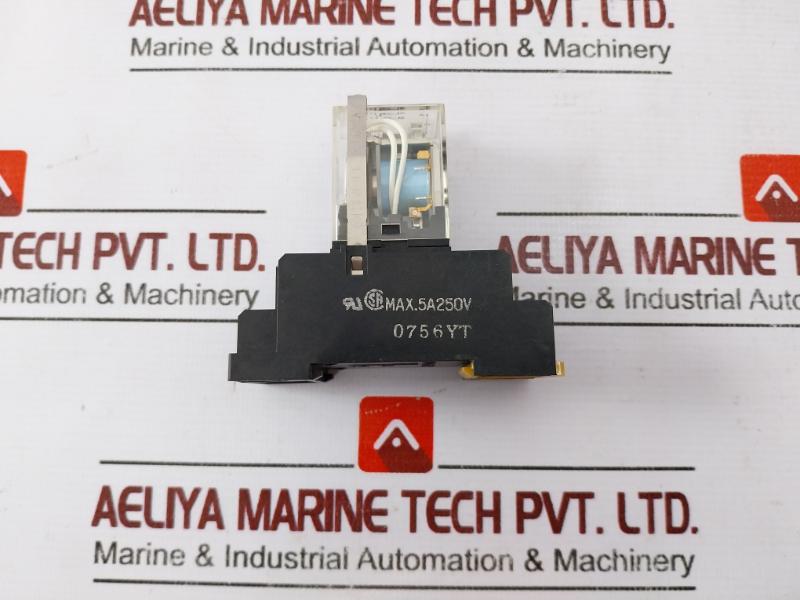 Omron My4 Miniature Power Relay With Socket 24Vdc 5A 250Vac/5A 30Vdc