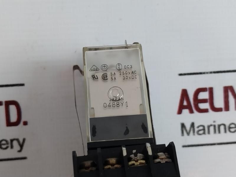 Omron My4 Miniature Power Relay With Socket 24vdc 5a 30vdc/5a 250vac