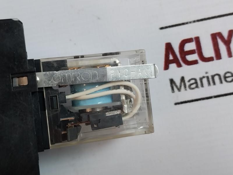 Omron My4 Miniature Power Relay With Socket 24vdc 5a 30vdc/5a 250vac