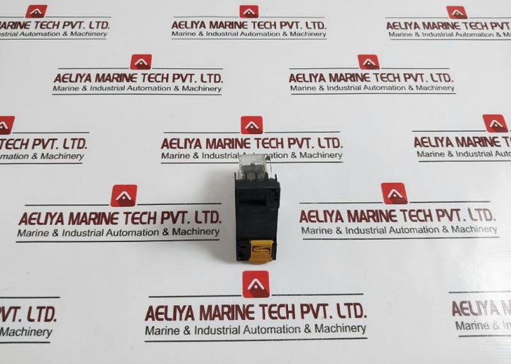 Omron My4 Miniature Power Relay With Socket 24vdc 5a 30vdc/5a 250vac
