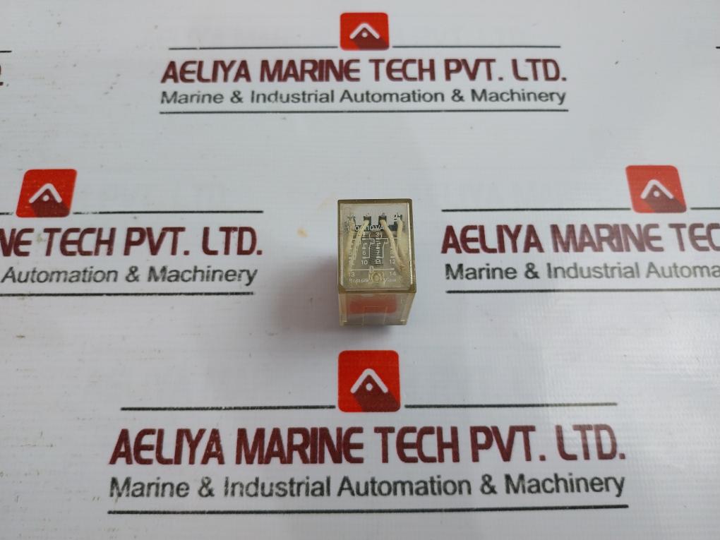 Omron My4 Miniature Power Relay, 14-pole, Single Contact 100/110Vac, 5A 240Vac