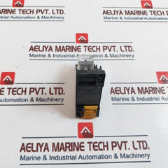 Omron My4n-d2 Power Relay With Base 5a 30vdc