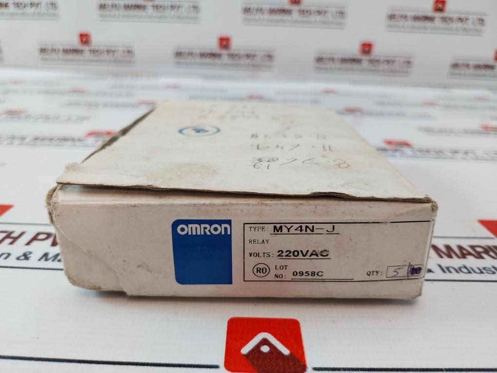 Omron My4N-j Relay 5A 220Vac