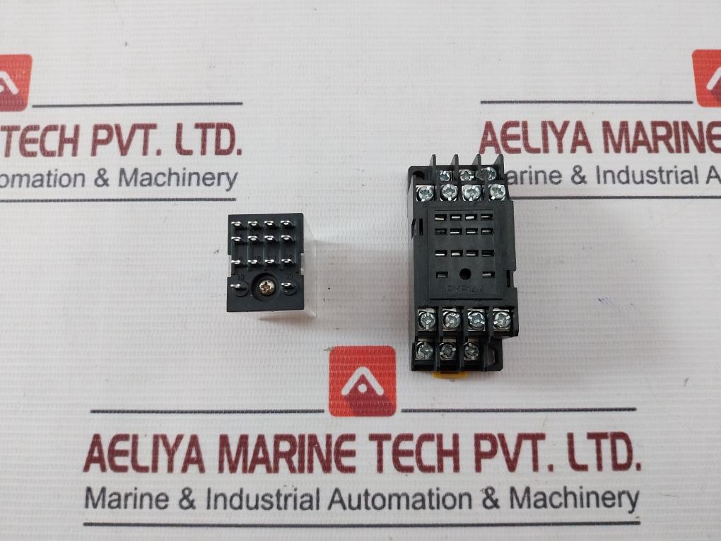 Omron My4N Miniature Power Relay 5A 250Vac Pyf14A