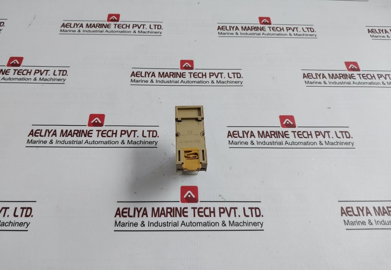 Omron My4N Miniature Power Relay With Base 24Vdc Pyf-14A-n