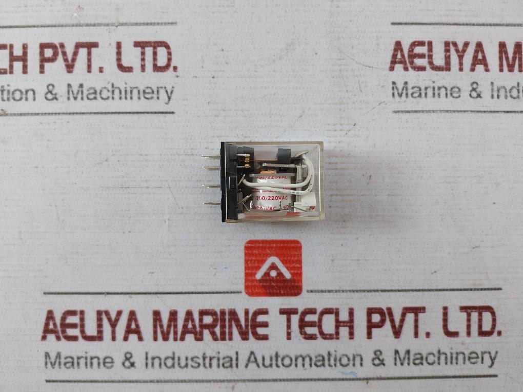 Omron My4N Power Relay 200/220 Vac 3A 150Vac 5A 240Vac 28Vdc