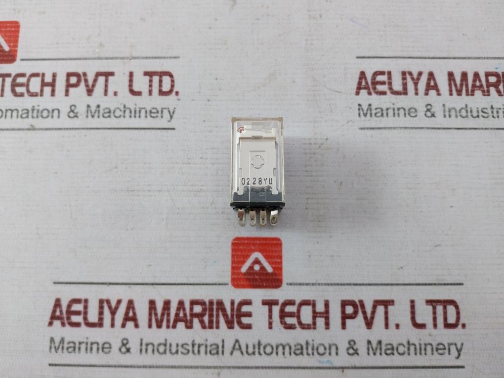 Omron My4N Power Relay 200/220 Vac 3A 150Vac 5A 240Vac 28Vdc