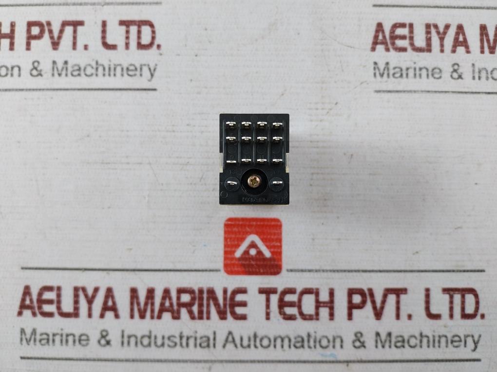 Omron My4N Power Relay 200/220 Vac 3A 150Vac 5A 240Vac 28Vdc