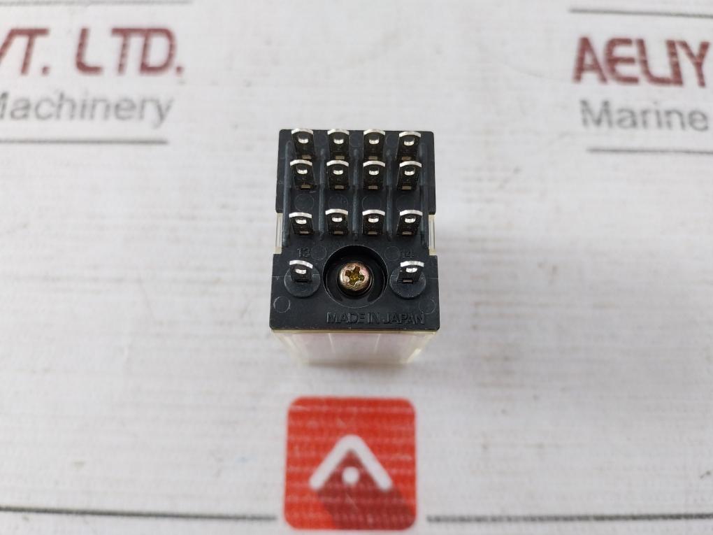 Omron My4N Power Relay 200/220 Vac 3A 150Vac 5A 240Vac 28Vdc
