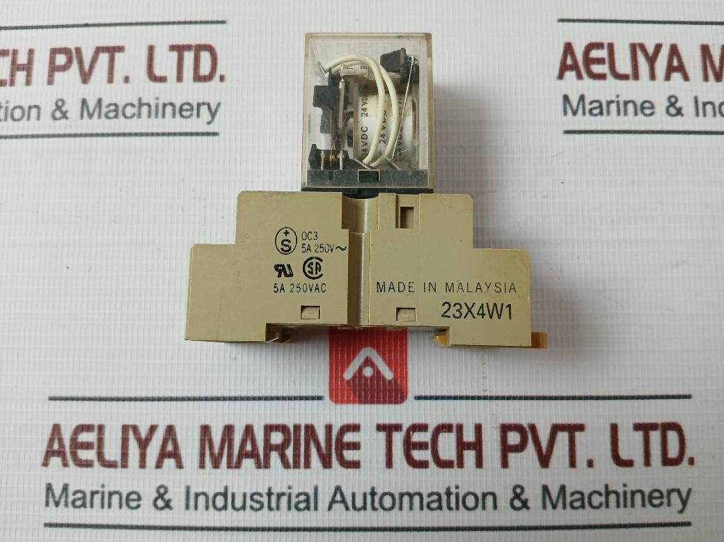 Omron My4N Power Relay W/ Socket Pyf-14A-n 5A 250Vac 23X4W1 Oc3