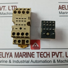 Omron My4N Power Relay W/ Socket Pyf-14A-n 5A 250Vac 23X4W1 Oc3