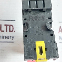 Omron My4N Relay With Socket Szx-smf-08N