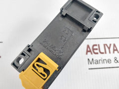 Omron My4Nj Power Relay 100/110Vac 5A 250Vac 3A 150Vac~& 240Vac 28Vdc Pyf14A-e
