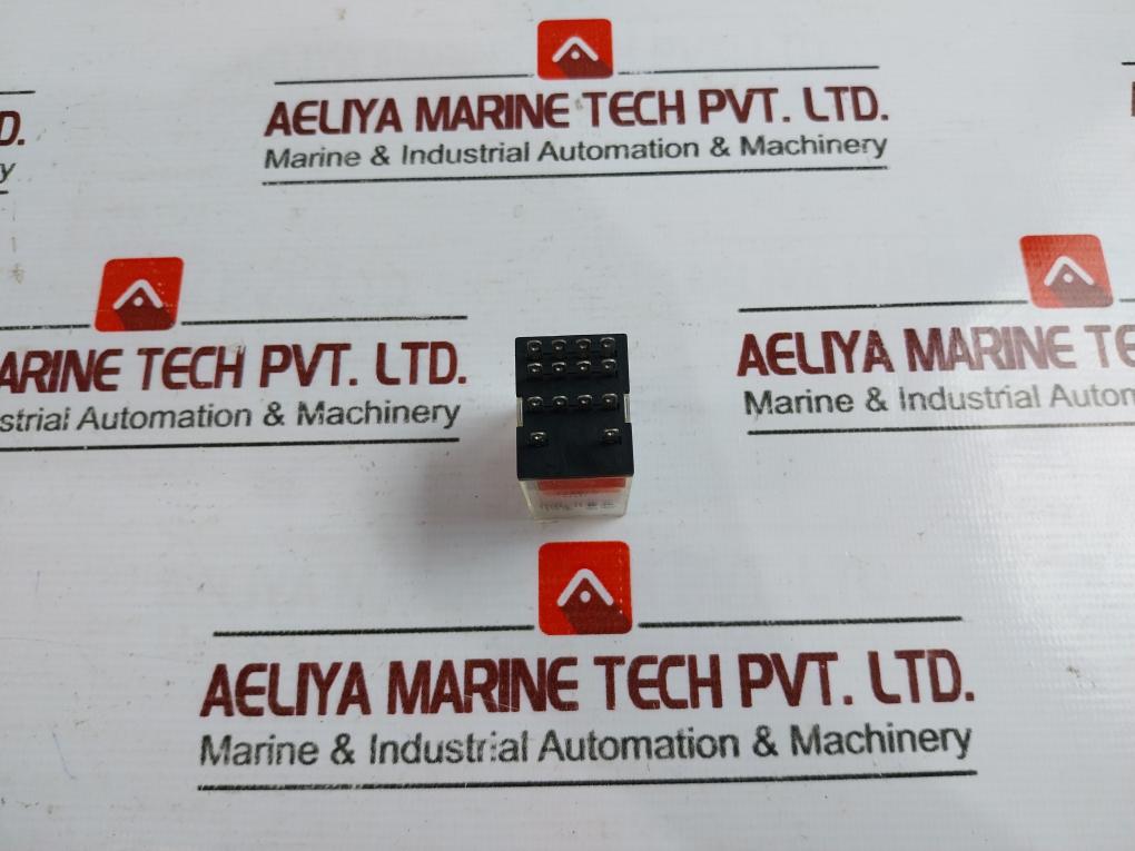 Omron My4 Pin Relay , 24Vdc , 5A 250Vac/30Vdc