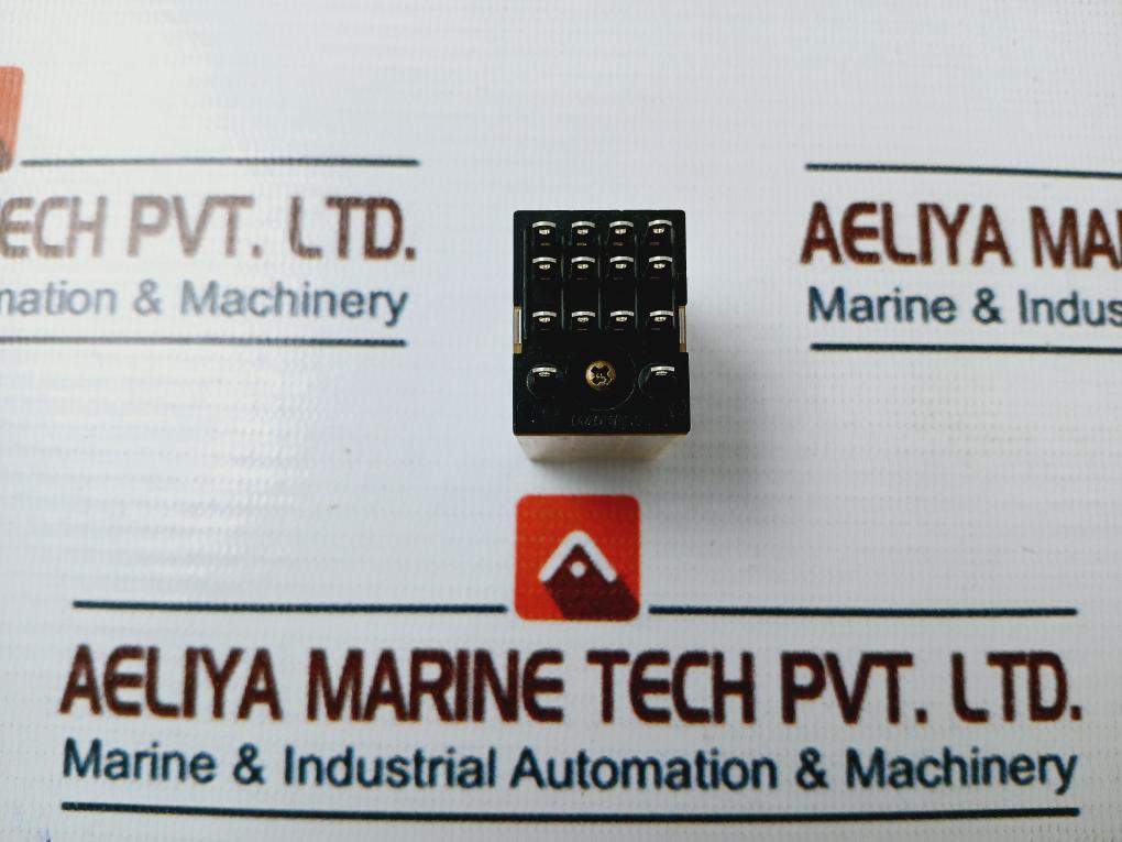 Lot of 11X Omron My4z-d Relay 240vac 5A