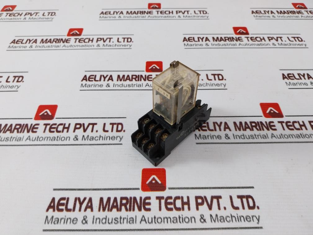 Omron My4Z-d Relay 5A 28Vdc Pyc-a1 Max. 5A 250V Pyf14A