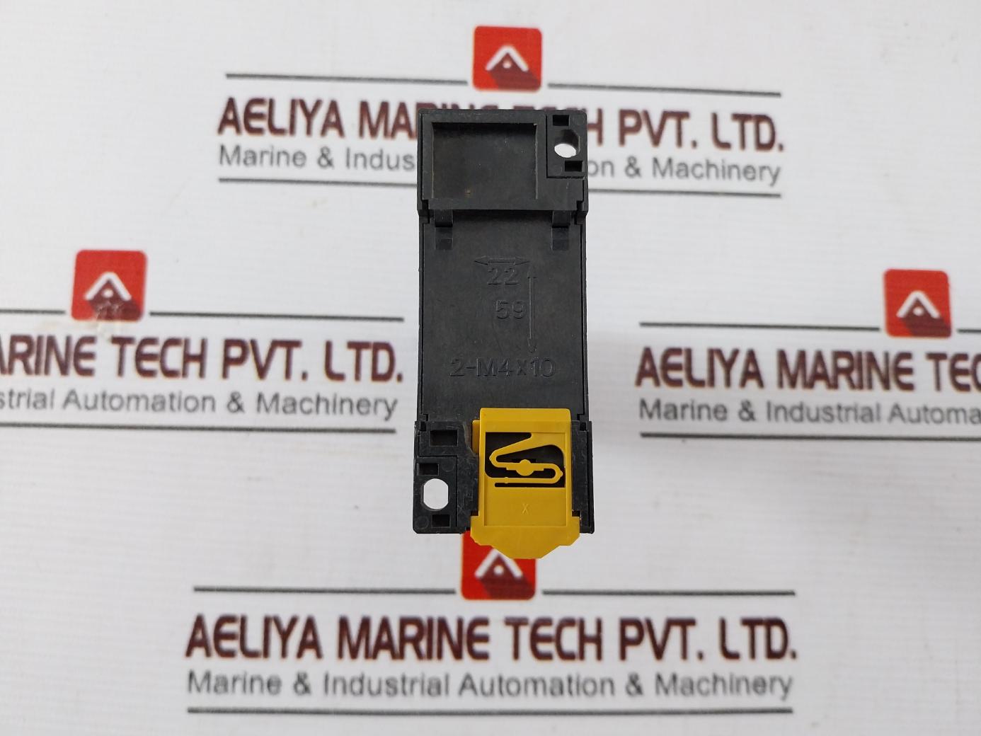 Omron My4Z-d Relay 5A 28Vdc Pyc-a1 Max. 5A 250V Pyf14A