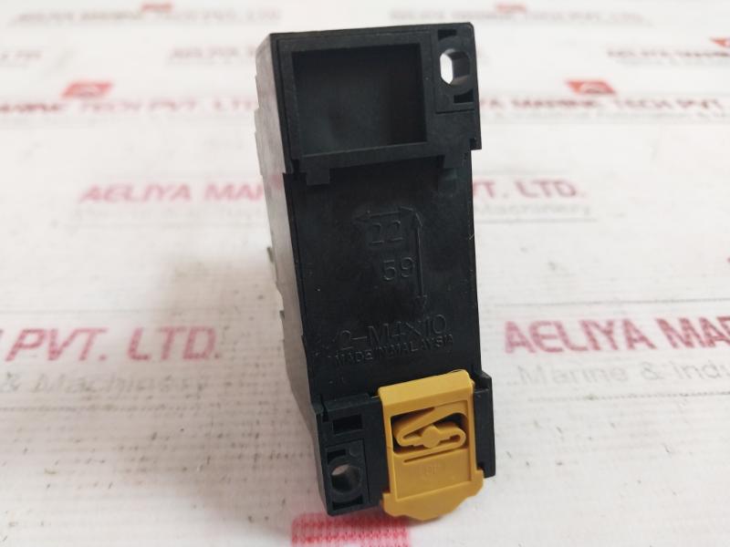 Omron My4Zn-d2 Miniature Power Relay 24Vdc 5A 250Vac 30Vdc