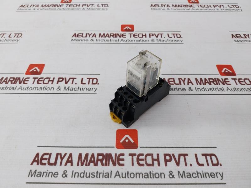 Omron My4Zn-d2 Miniature Power Relay W/ Base 30Vdc Pyf14A-e Max.5A 250Vac 24Vdc