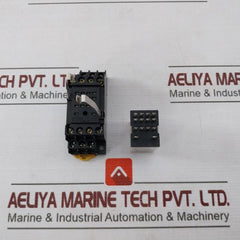 Omron My4Zn-d2 Miniature Power Relay W/ Base 30Vdc Pyf14A-e Max.5A 250Vac 24Vdc