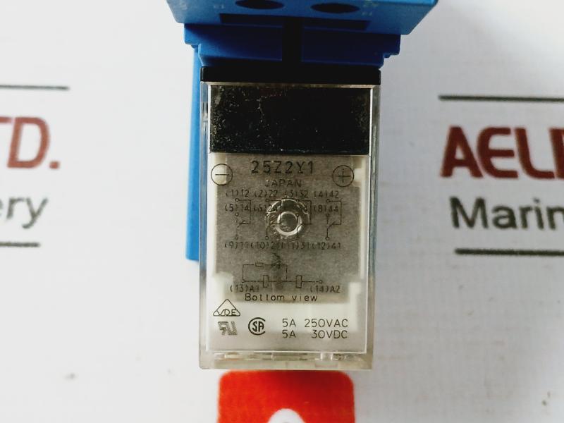 Omron My4n Miniature Power Relay W/ Finder 94.04 Series Socket 5a 250vac 30vdc