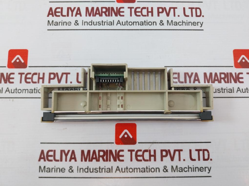 Omron Nt30-st131-v1 Panel Touch Operator Interface, 24Vdc 15W