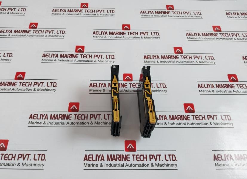 Omron Nx-od5256 Digital Output Unit 24Vdc 0.5A/P 4A/U