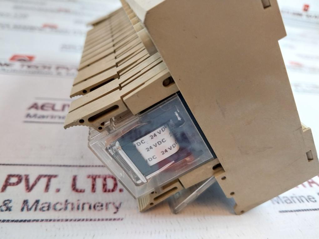 Omron Os16 Channel Relay Module 18Y5Eh