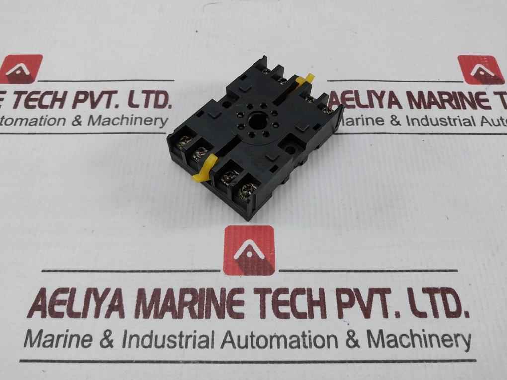 Omron P2Cf-08 Relay Socket 10A 250Vac