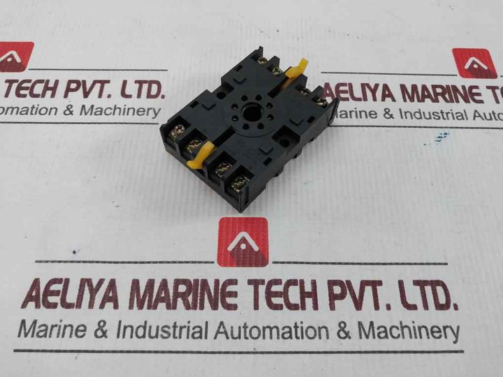 Omron P2Cf-08 Relay Socket 10A 250Vac