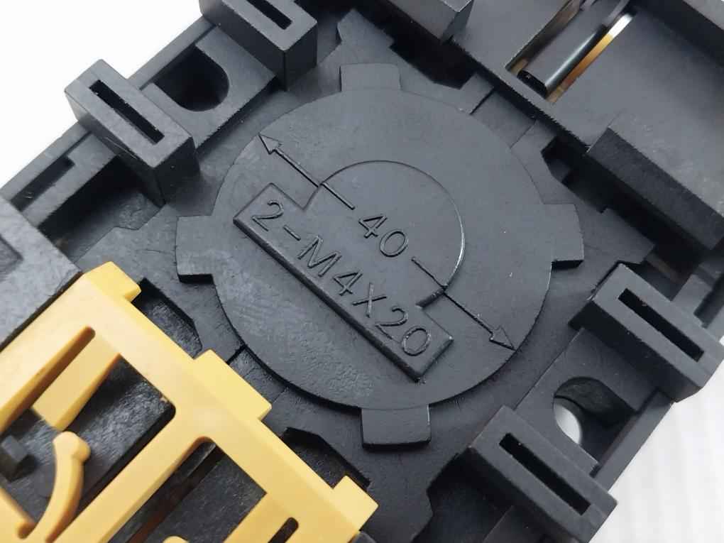 Omron P2Cf-08 Relay Socket 10A 250Vac