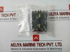 Omron P2Cf-08 Relay Socket 10A 250Vac