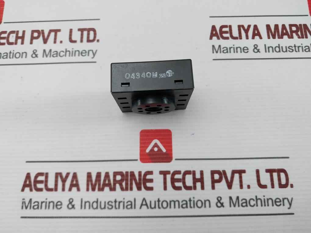 Omron P3G-08 Relay Socket